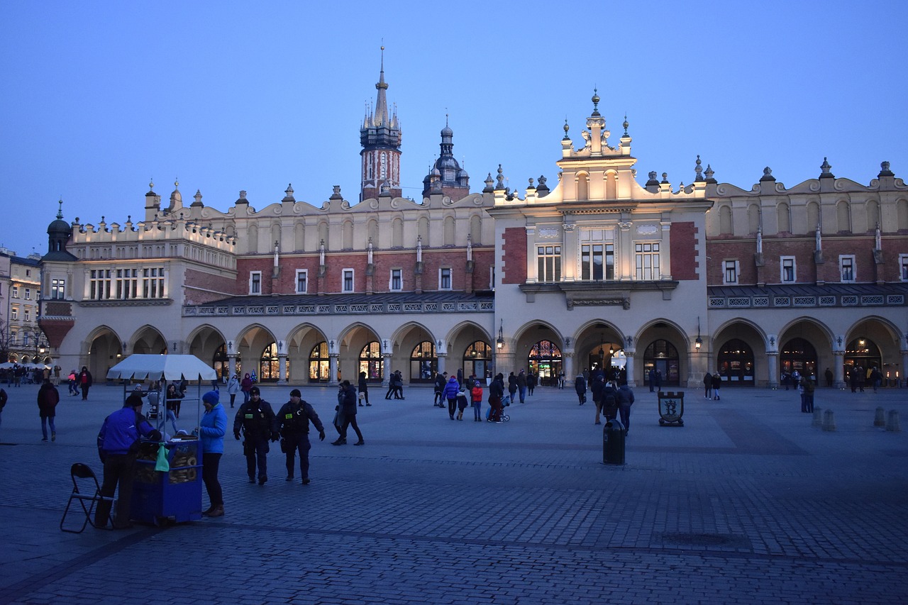 cloth hall krakw poland europe 4872559