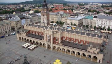 krakw poland hall the market 934355