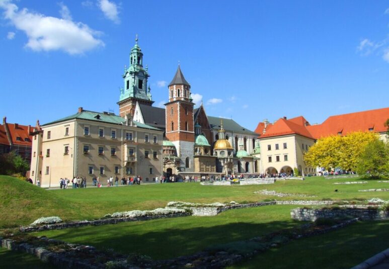 krakw wawel old poland castle 1036825 krakw wawel old poland castle 1036825