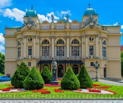 Odkryj z nami tajemnice i skarby kultury krakowa: muzyka, teatr, literatura i sztuka!